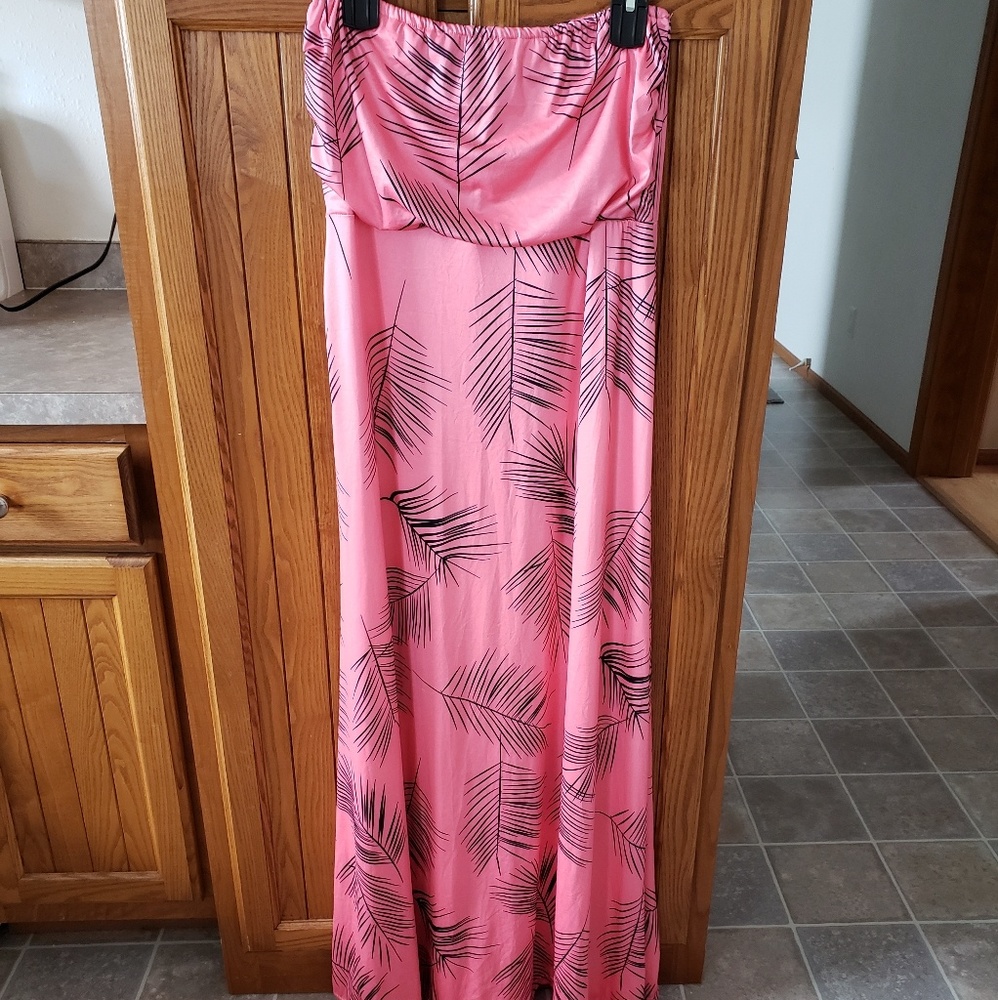 Pink/black strapless sleeveless maxi dress size L